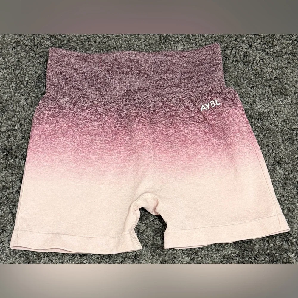 AYBL Ombre Pink Purple Seamless Butt Lifting Compression Shorts Womens Medium